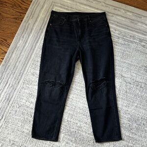 Black Distressed Jeans